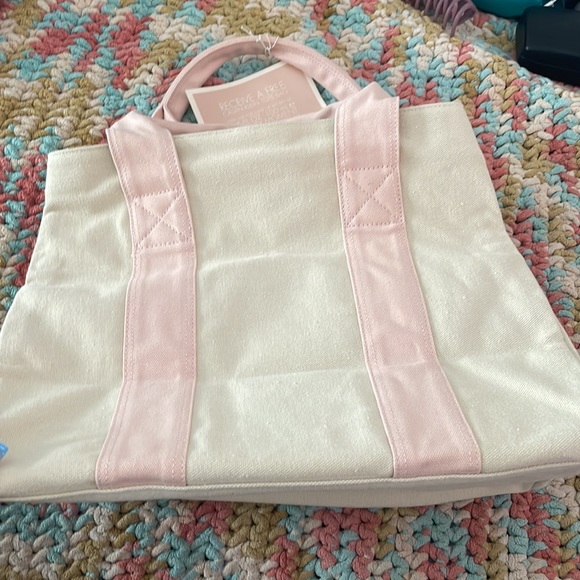 NEW CALVIN KLEIN TOTE BAG - Picture 4 of 5